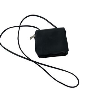 Hobo International Small Crossbody Wallet Black Leather Fold Zip Around Square